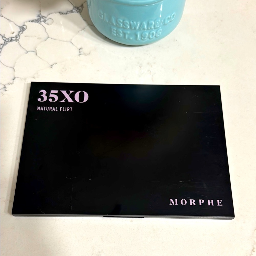 Morphe 35XO Natural Flirt Artistry Palette 35 eyshadows Shimmer & Matte - Picture 3 of 5